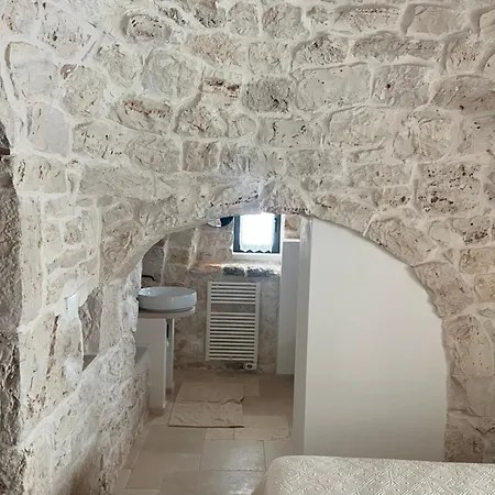 Trullo La Rosmarina * San Michele Salentino